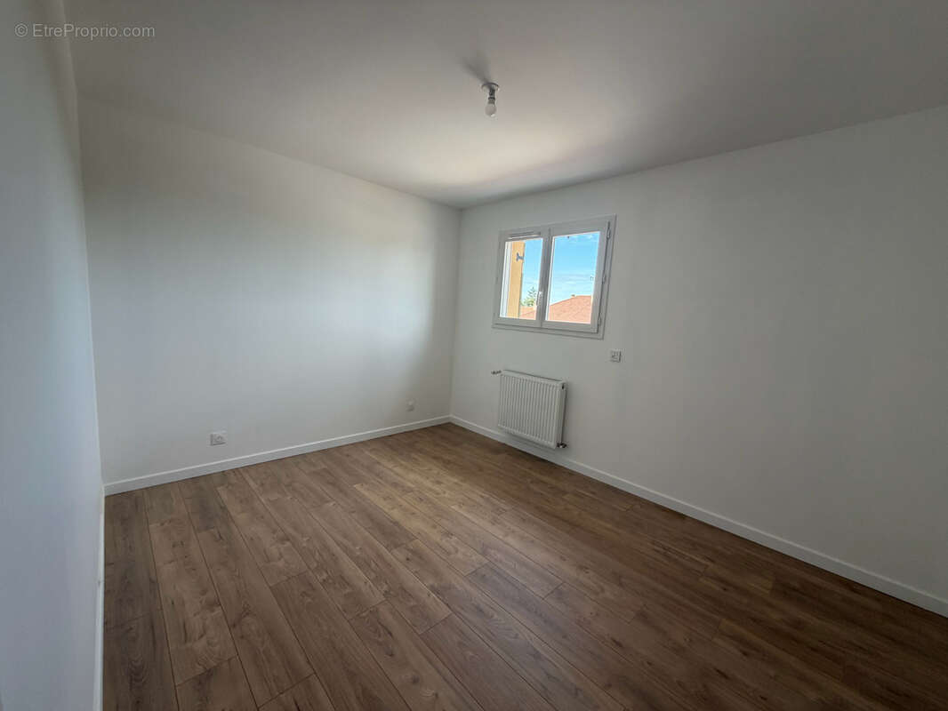 Maison à HOUDAN
