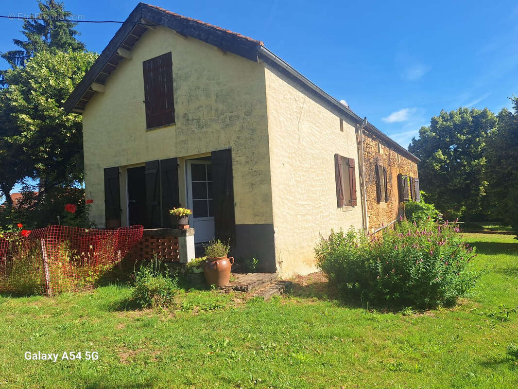 Maison à GRIVES