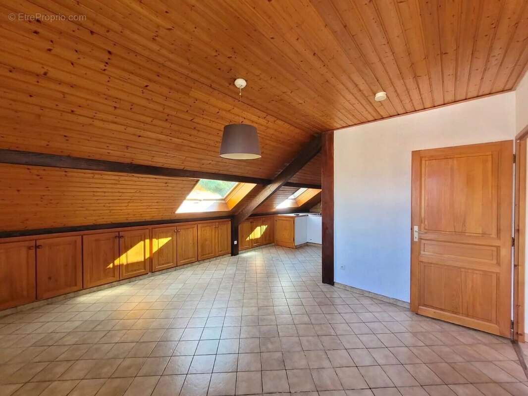 Appartement à LA RAVOIRE