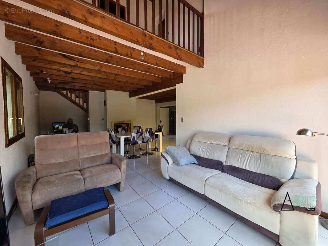 Maison 133 m² à Blanquefort  - photo 6
