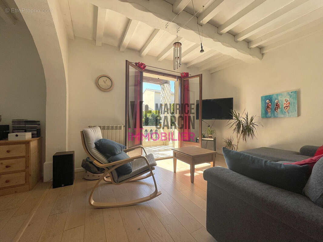 Maison à JONQUERETTES