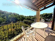 Appartement à LA LONDE-LES-MAURES