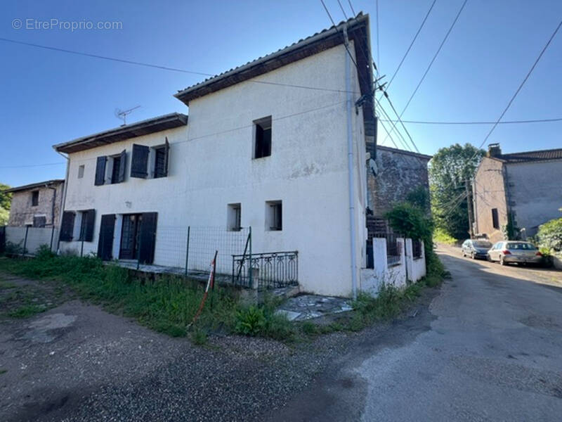 Maison à AIGUILLON