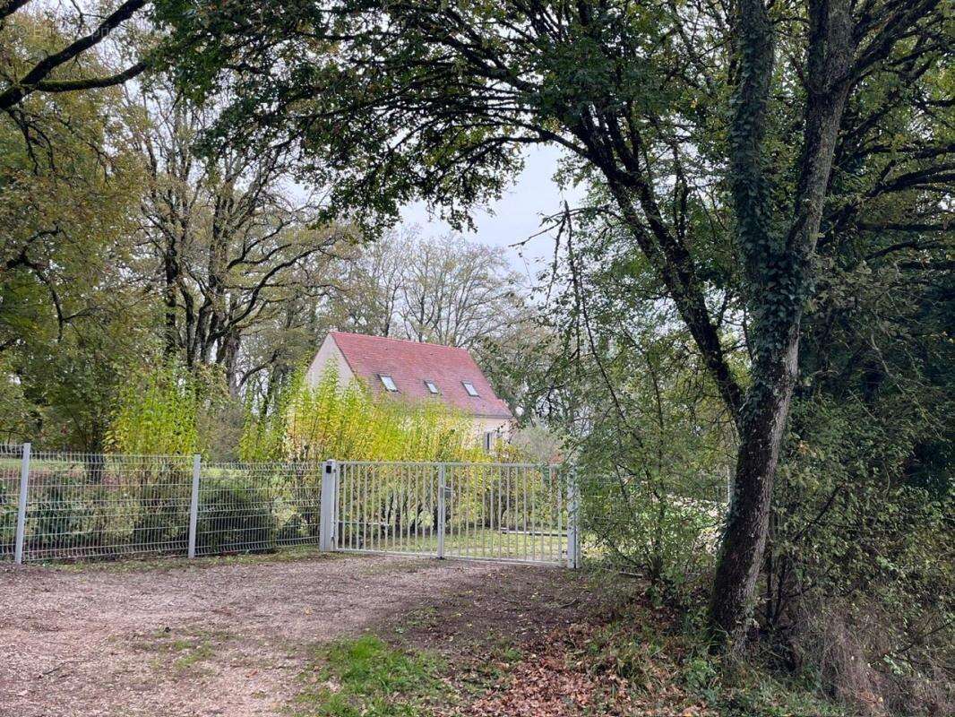 Maison à SAINT-CIRQ-LAPOPIE