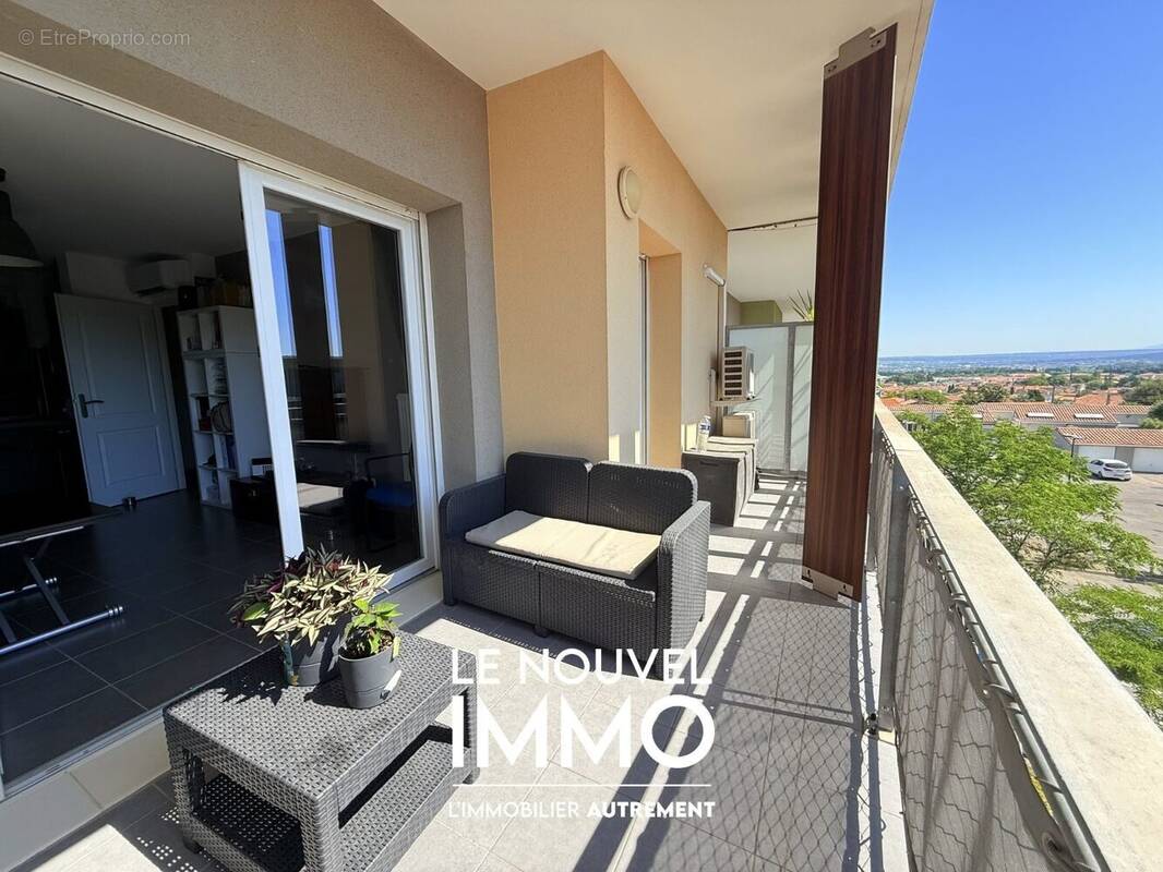 Appartement à CHATEAUNEUF-LES-MARTIGUES