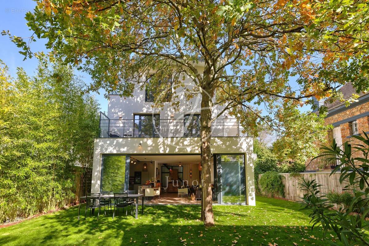 Maison à SAINT-CLOUD