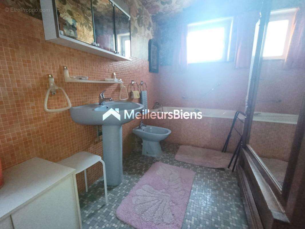 Maison à BOURBONNE-LES-BAINS