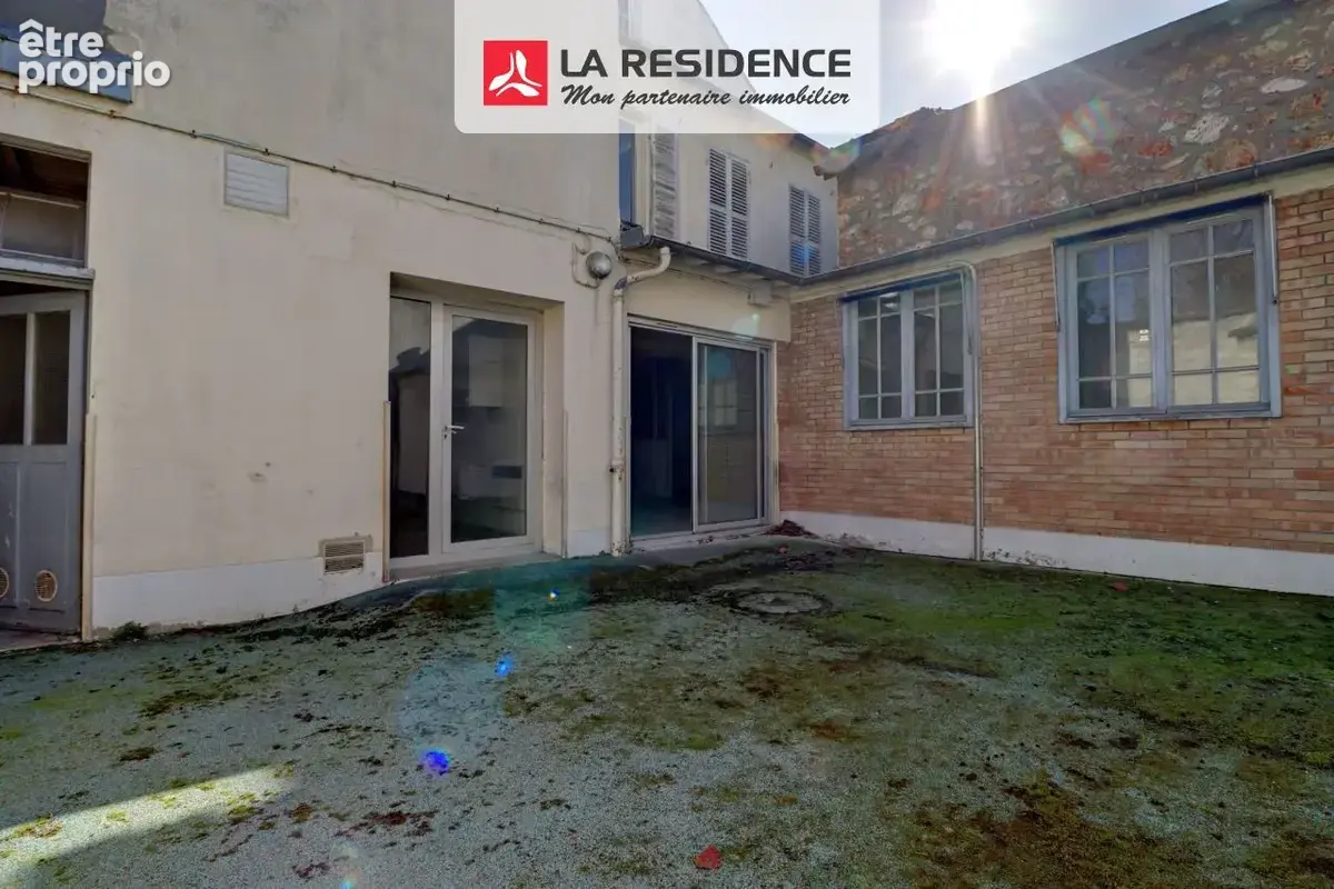 Maison 135 m² à Saint-Germain-En-Laye  - photo 2