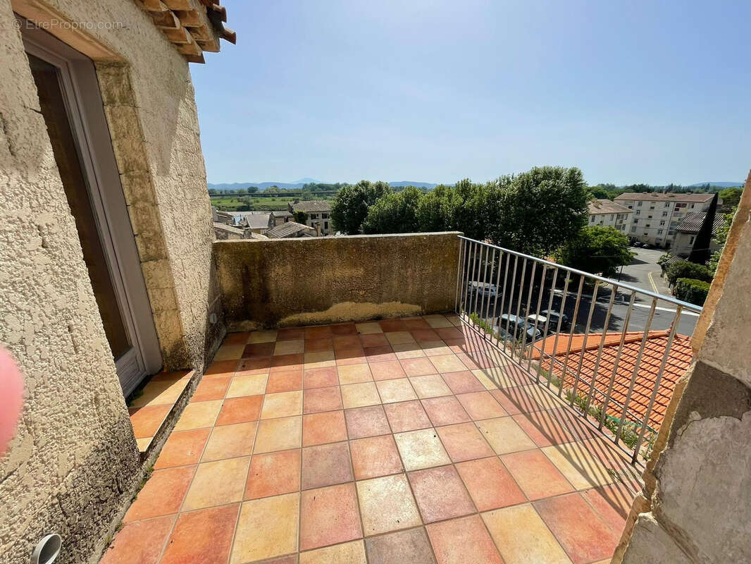 Appartement à PONT-SAINT-ESPRIT