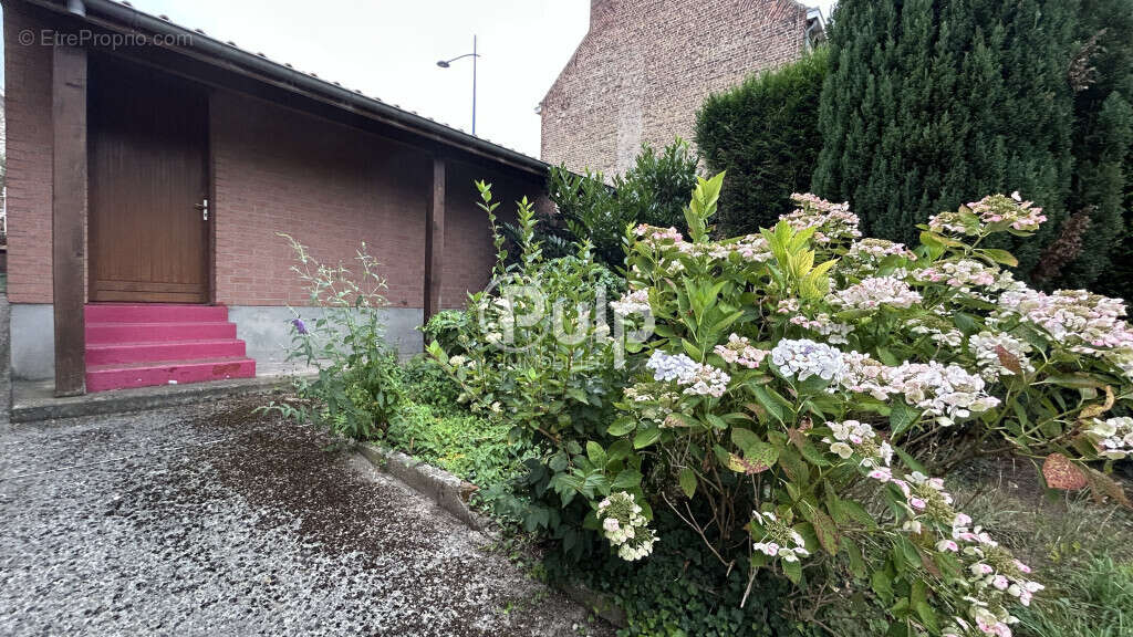 Maison à BILLY-MONTIGNY