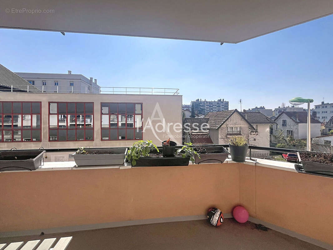 Appartement à BONDY