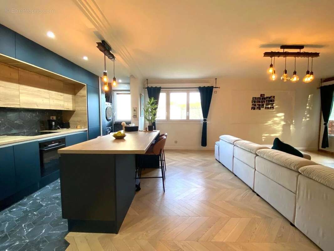 Appartement à VITRY-SUR-SEINE