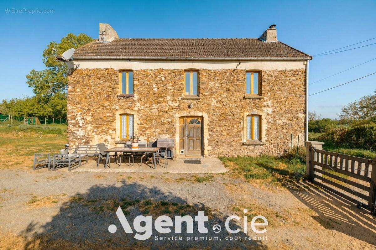 Maison à SAINTE-MARGUERITE-D'ELLE