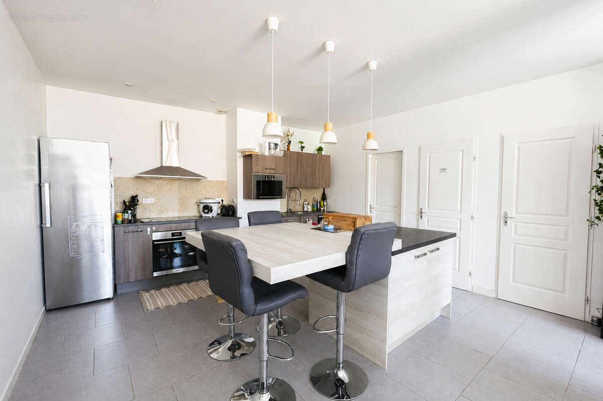 Appartement à MESSIMY