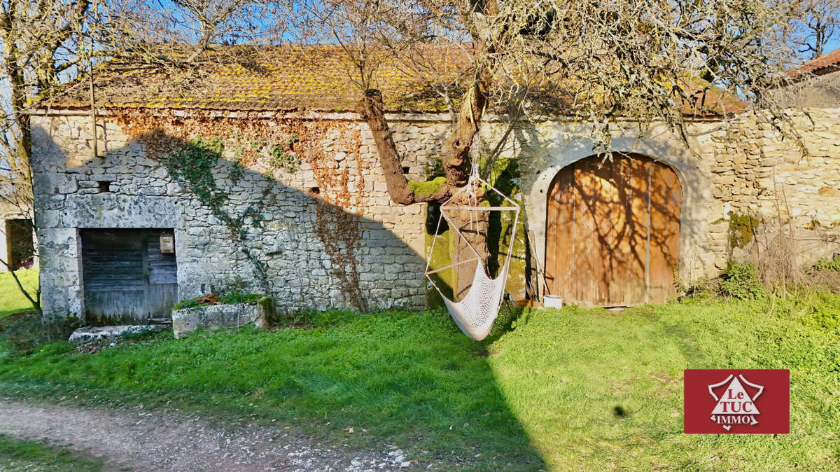Maison à MAUROUX