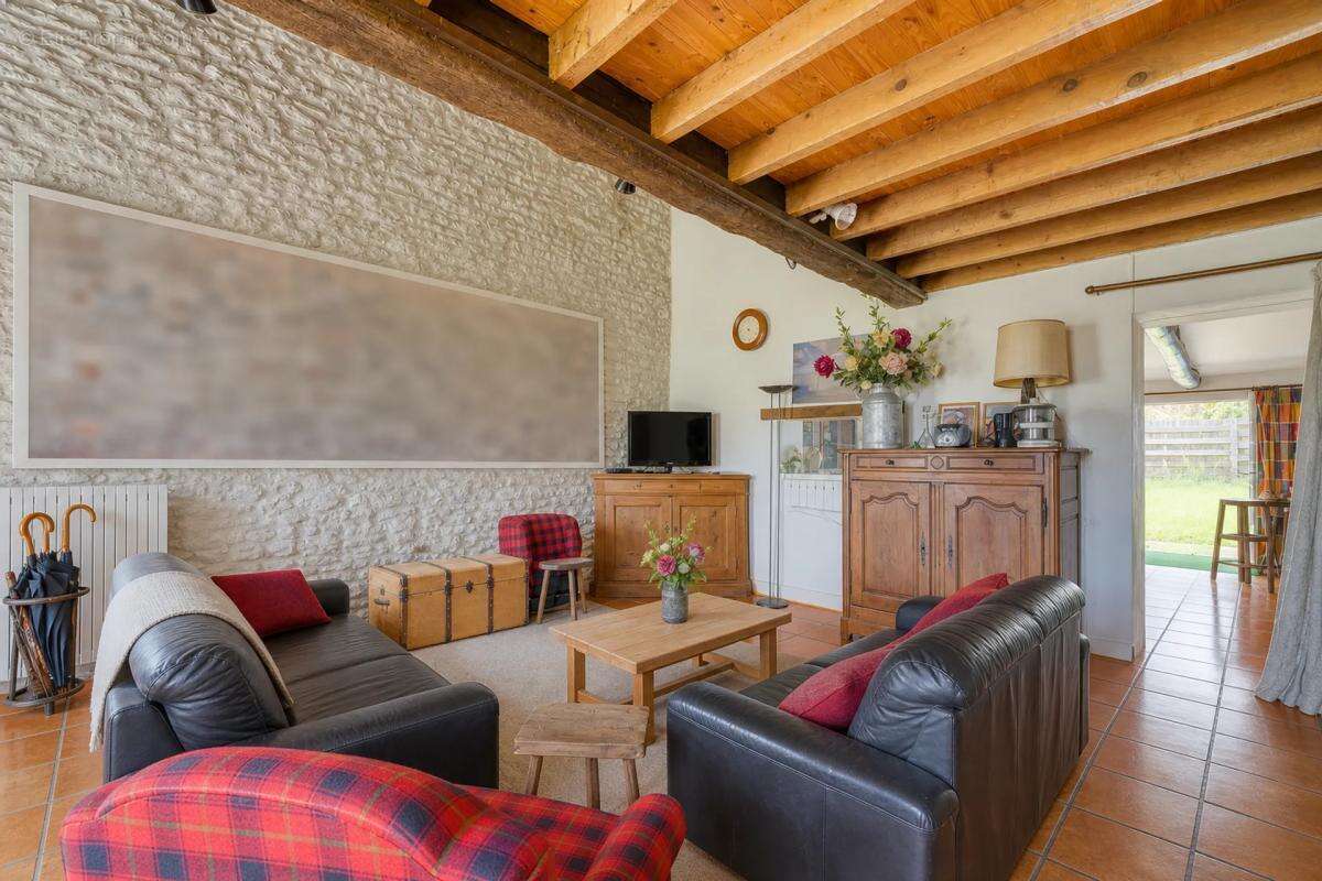 Maison à MESCHERS-SUR-GIRONDE