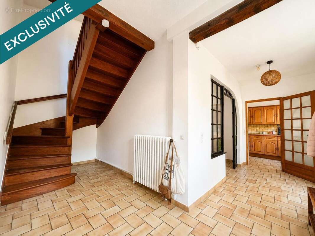 Maison 105 m² à Saint-Paer  - photo 8