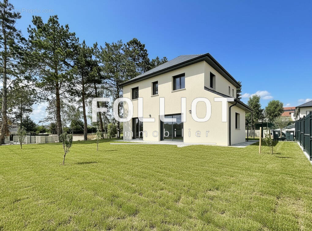Maison à ROTS