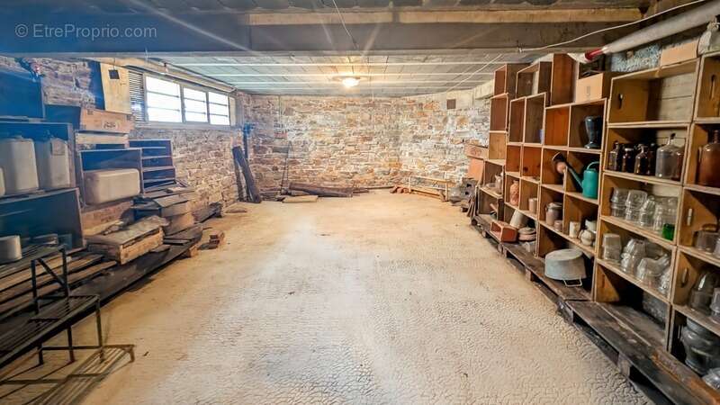 Maison à LANOUAILLE