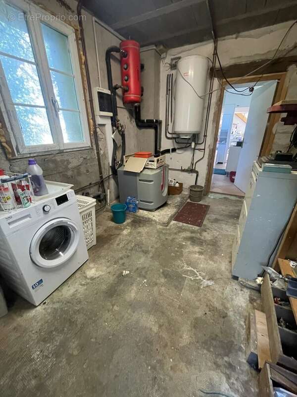 Maison en pierre avec 1,8 hectare de terrain – Fort potentiel d'aménagement - photo 6