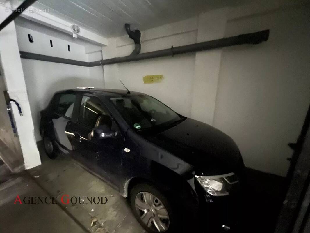 Parking à NICE