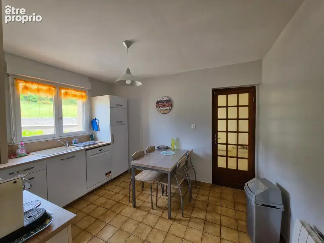 Maison au coeur de PENVERN, à moins de 100 mètres de la mer ! - photo 5