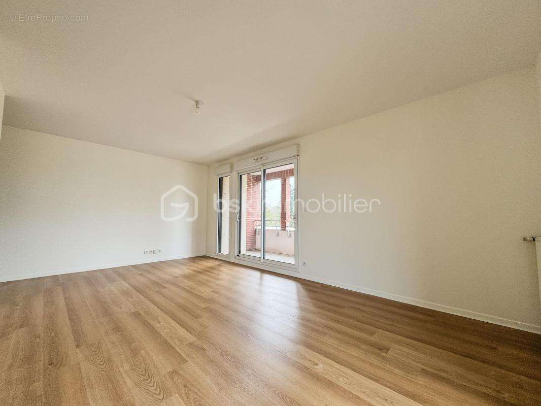 Appartement à NOYAL-CHATILLON-SUR-SEICHE