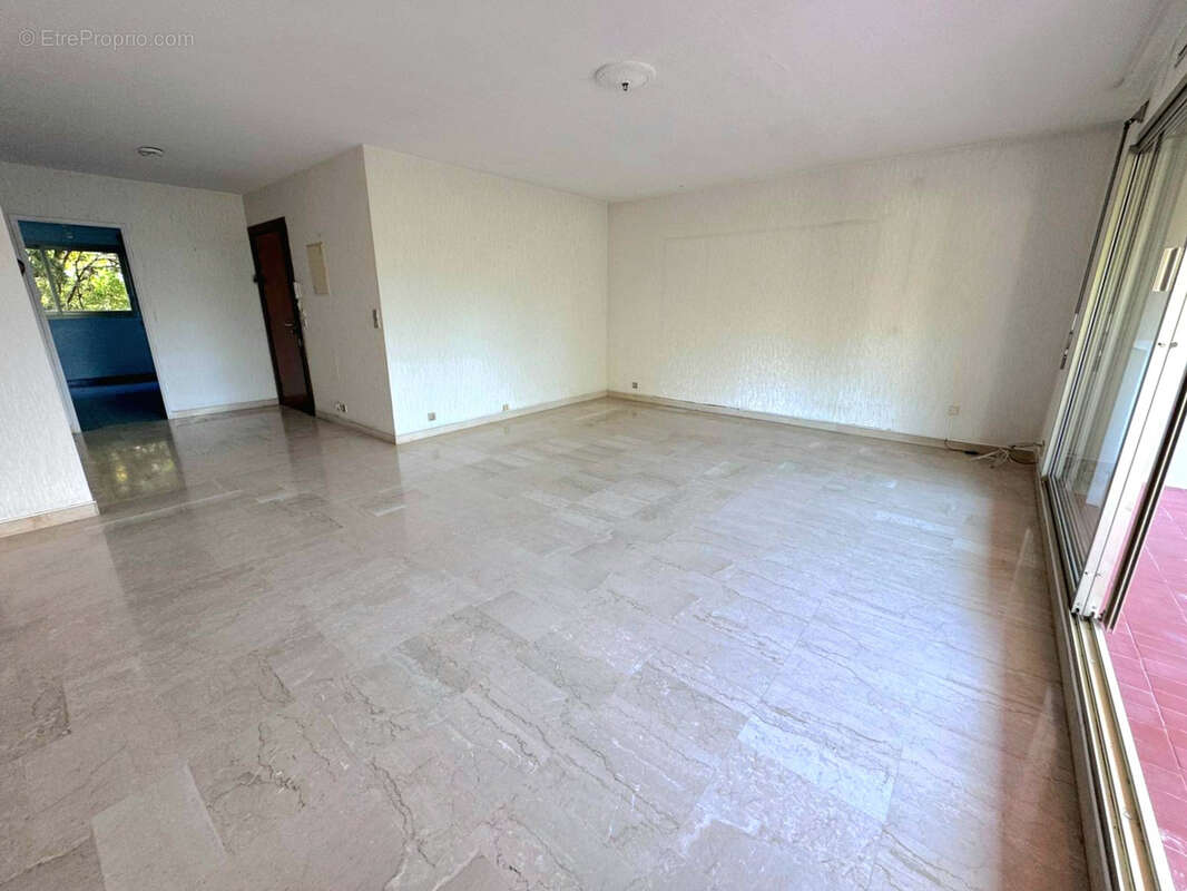 Appartement à MARSEILLE-9E