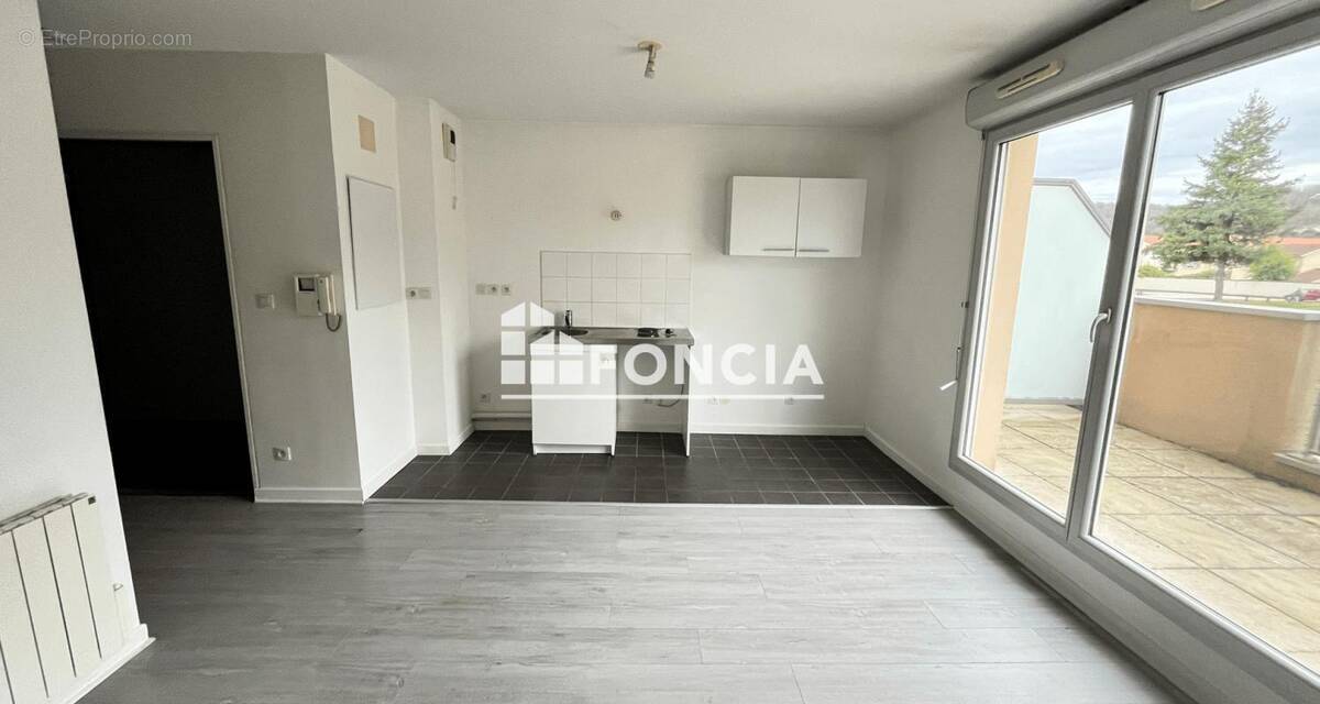 Appartement à MONTLUEL