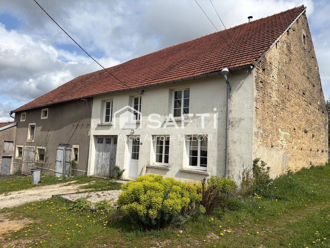 Photo 1 - Maison à MILLIERES