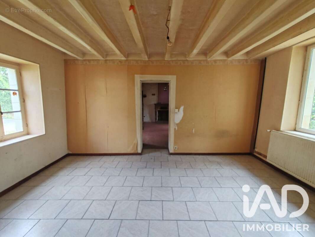 Maison 101 m² à Le Tranger  - photo 5