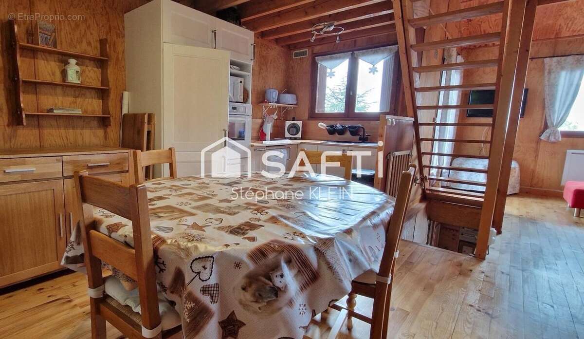 Photo 2 - Maison à LA MORTE