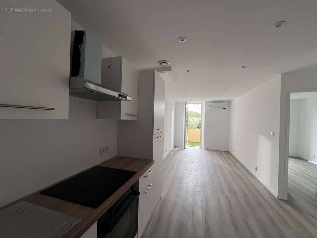 Appartement à CARNOULES