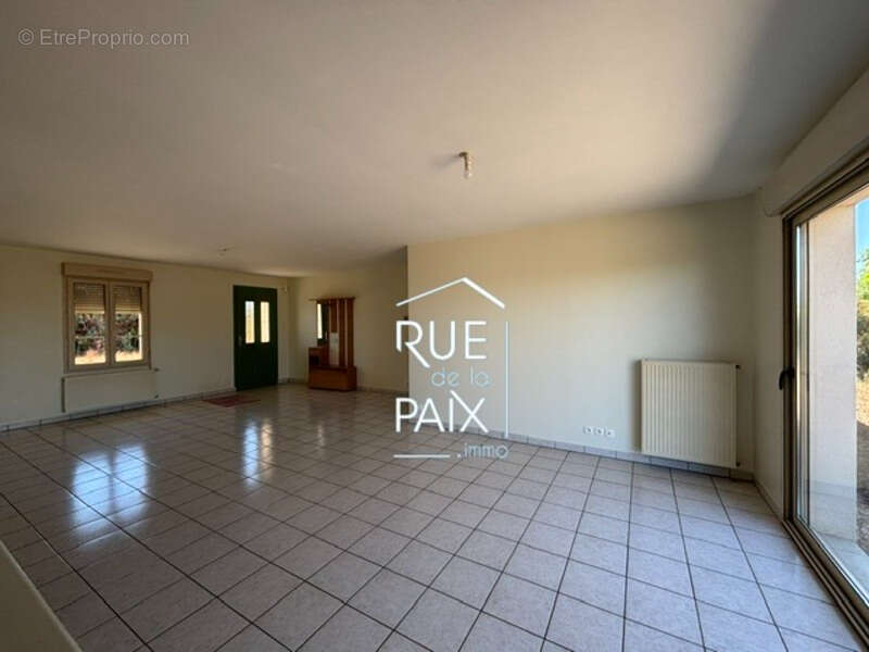 Maison  plain pied Saint Loup Lamaire 4 pièce103 m2 - photo 2