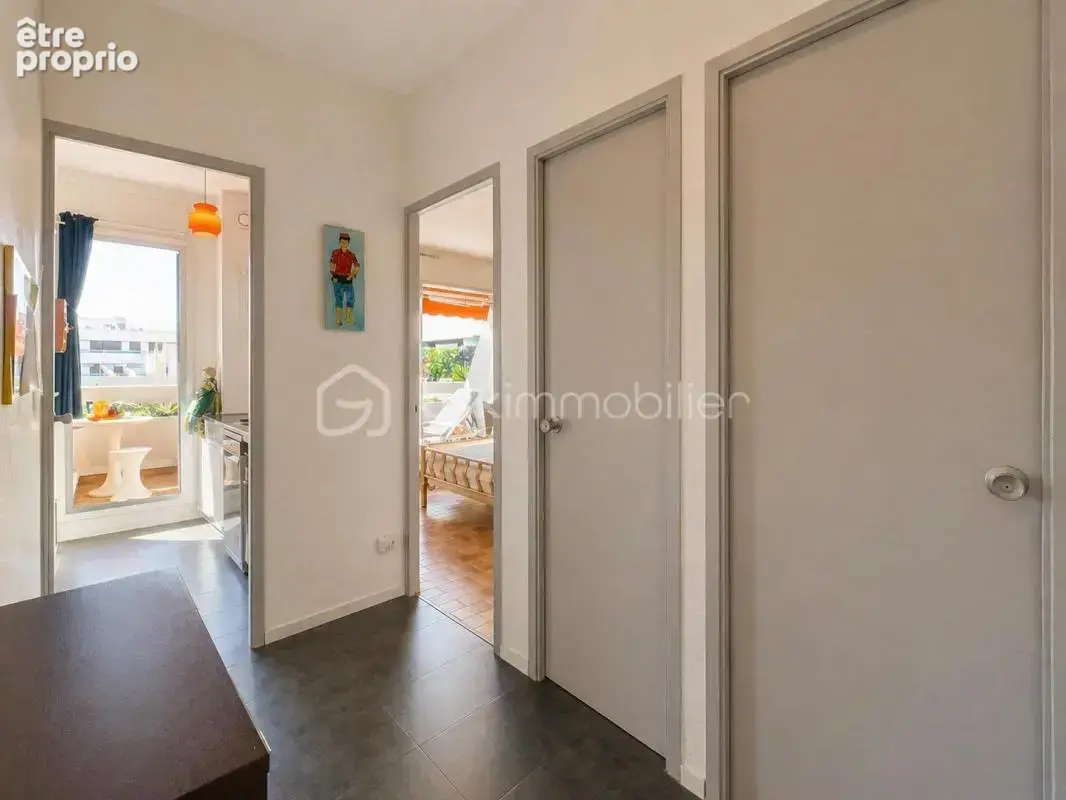 La grande-motte – hyper-centre – 45 m² – dernier étage – terrasse sud-ouest – garage 25 m² – piscine - photo 7