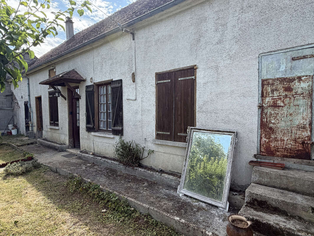Maison situee a guignecourt a renovee sur un terrain de 1357m2 - photo 12