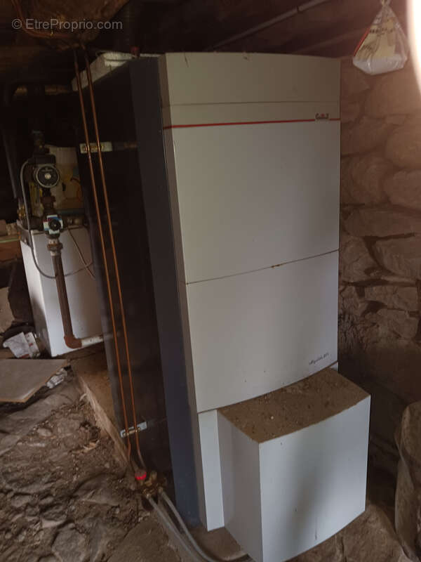 Maison à SAINT-BONNET-DE-SALERS