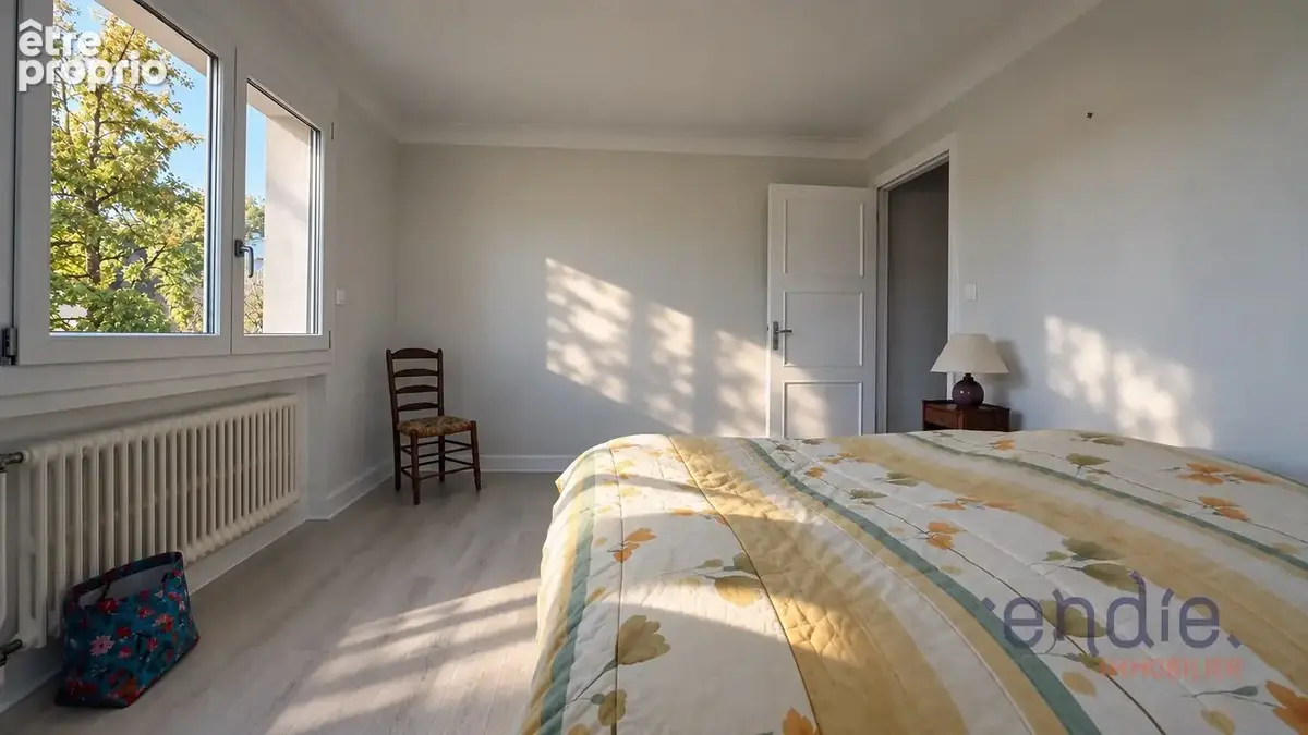 Valdoie  spacieuse maison familiale de 206 m²  7 chambres - photo 4