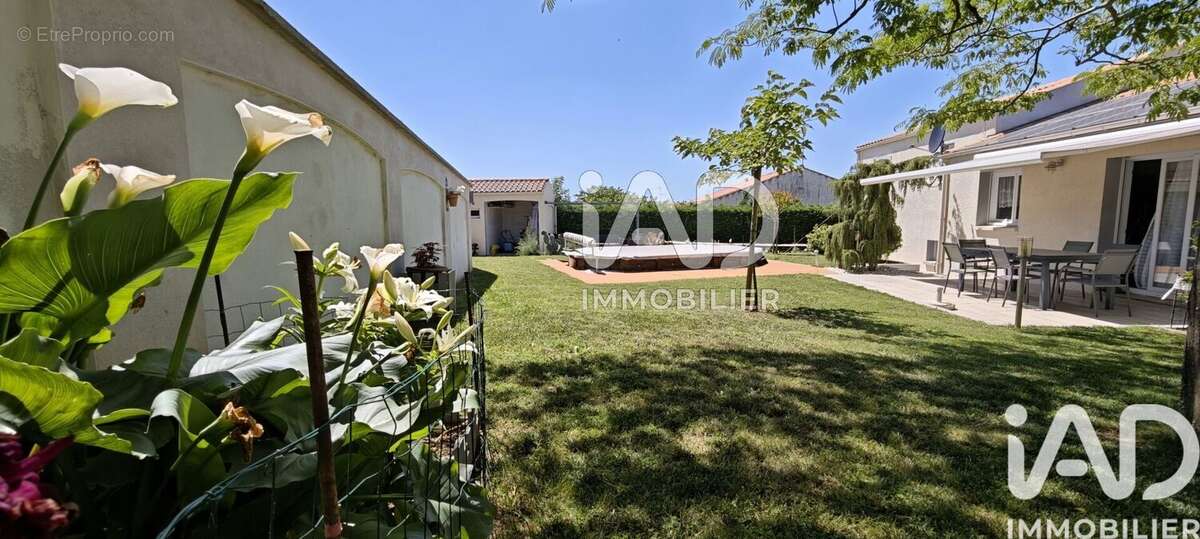 Photo 4 - Maison à LONGEVES