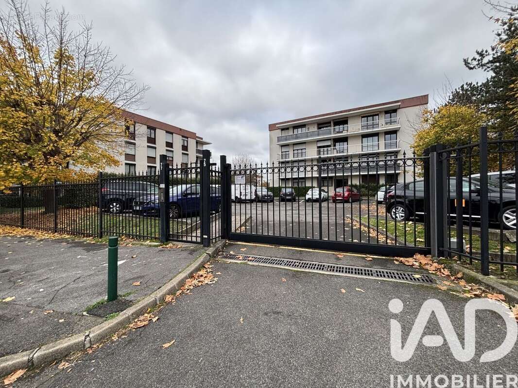 Photo 5 - Appartement à VAUJOURS