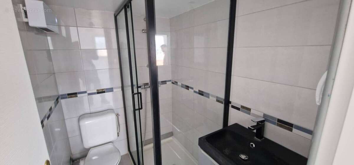 Appartement à ROQUEBRUNE-SUR-ARGENS