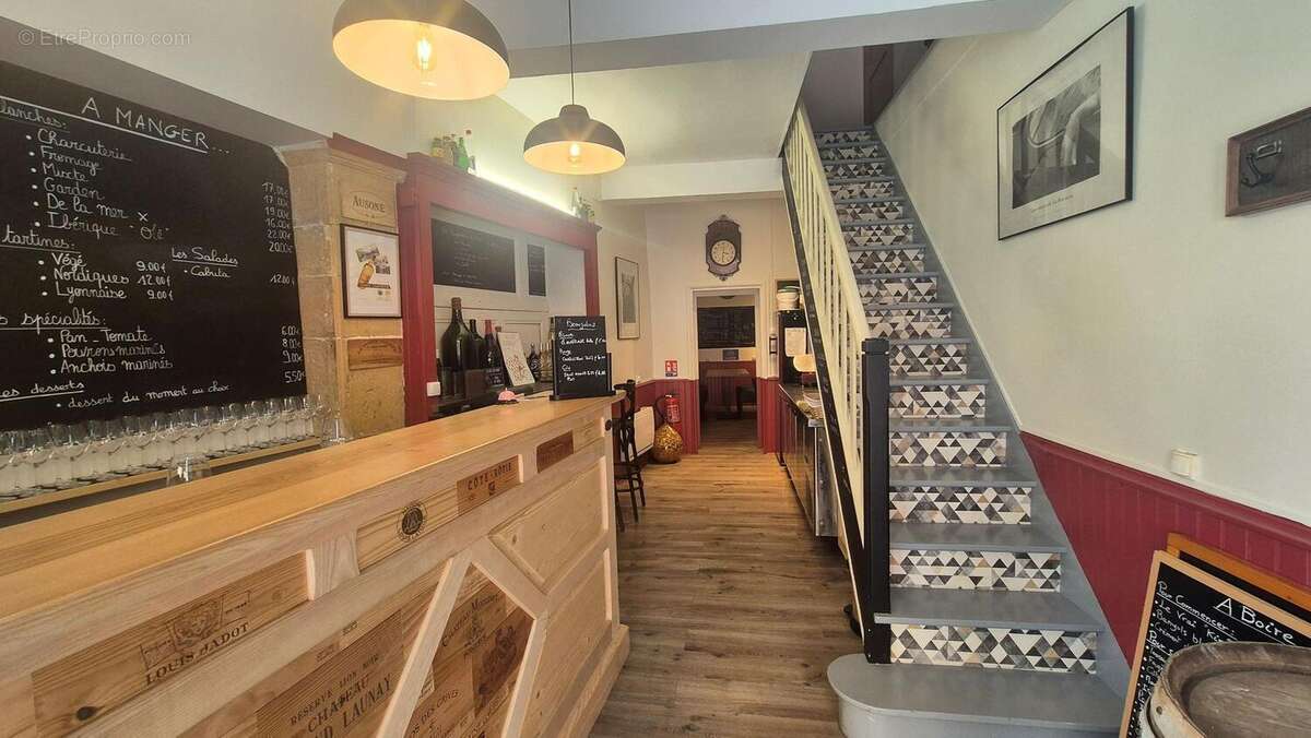 Photo 5 - Commerce à LE BOIS-D&#039;OINGT