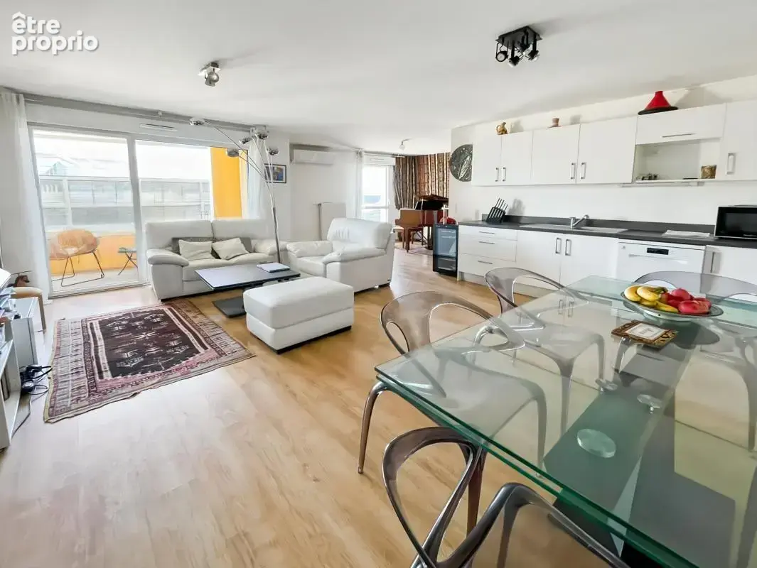 Appartement à BORDEAUX