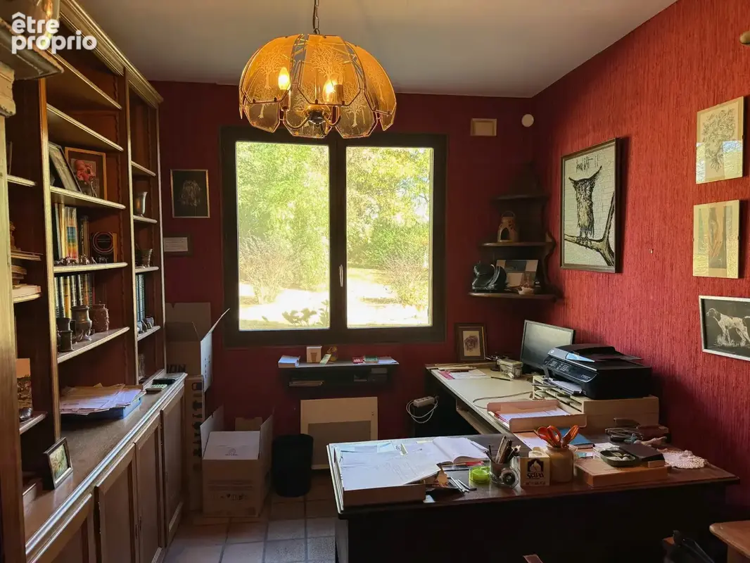 Maison 9 pièces 208 m² à vendre à Thevet-Saint-Julien (36400) - photo 7