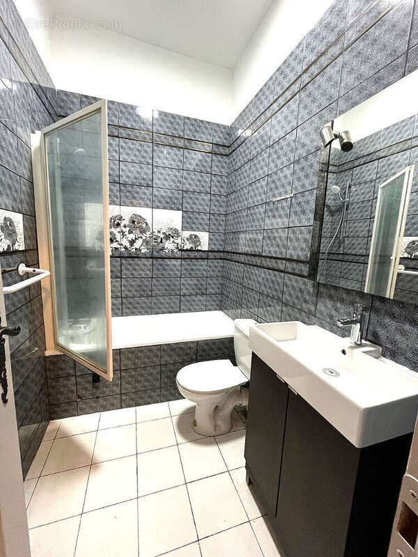 Appartement à SAINT-MAXIMIN-LA-SAINTE-BAUME