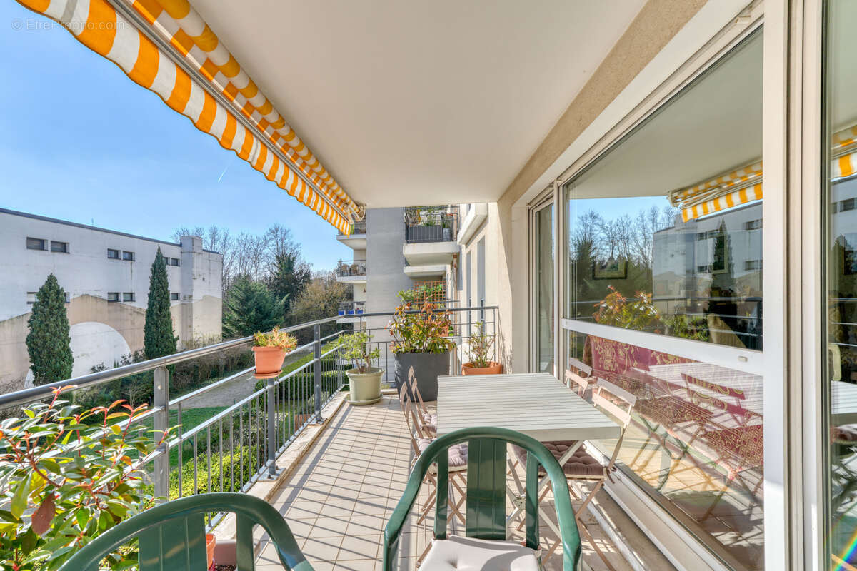 Appartement à TASSIN-LA-DEMI-LUNE