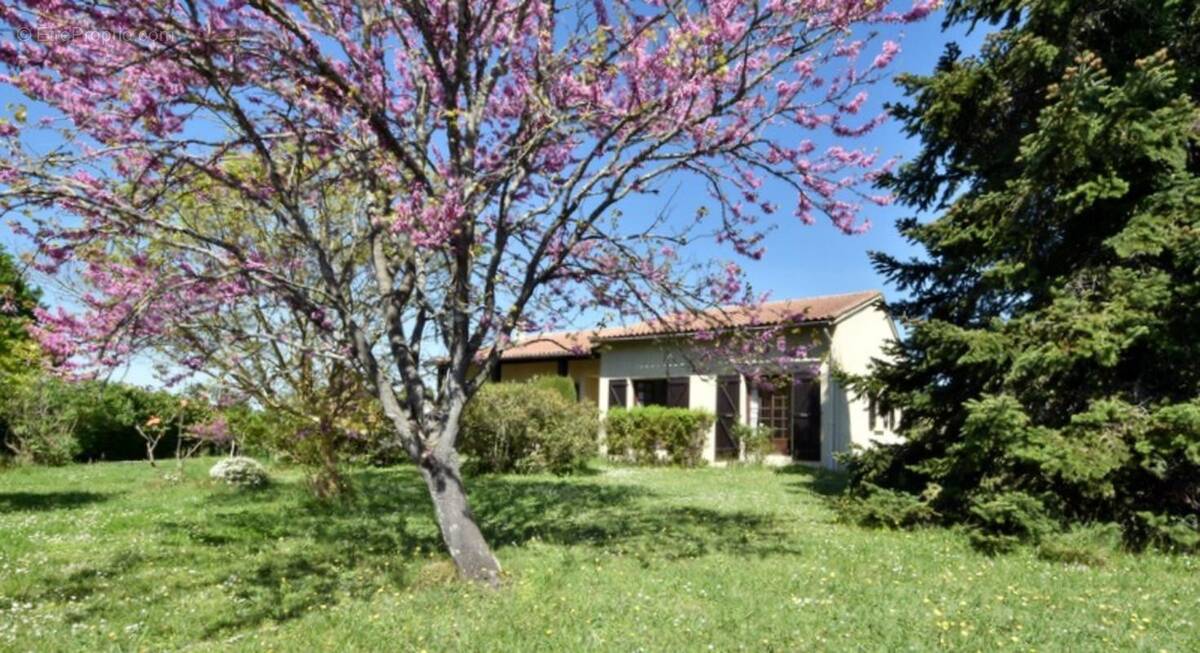 Maison à SAINT-GENIES-BELLEVUE