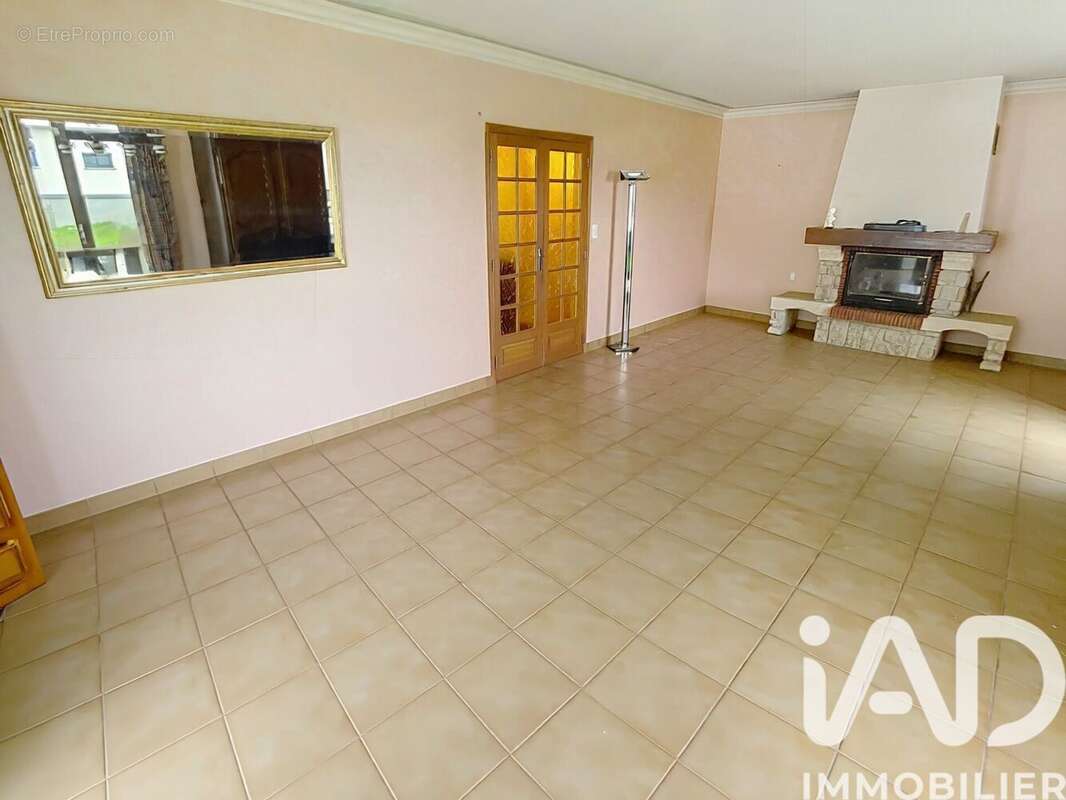Photo 2 - Maison à JANZE