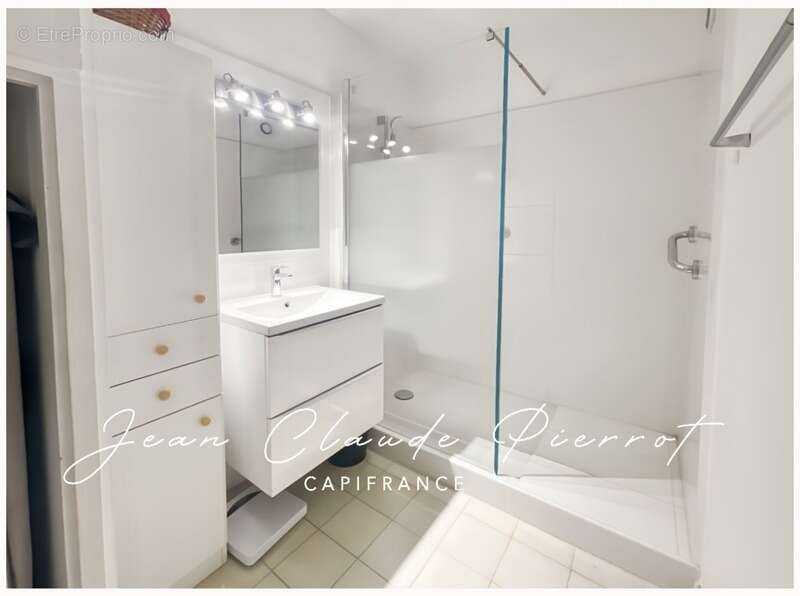 Appartement à LUNEL