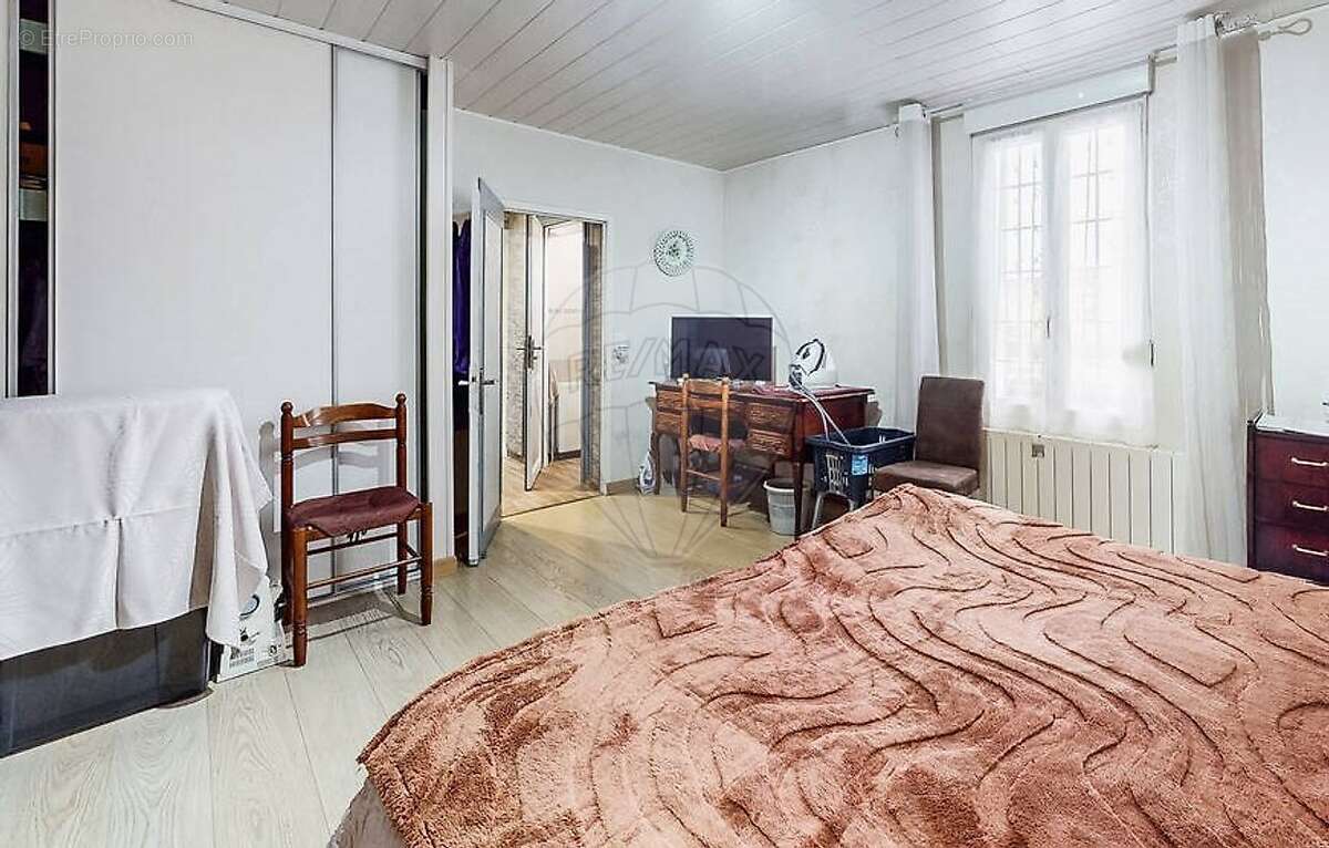 Maison à GOND-PONTOUVRE